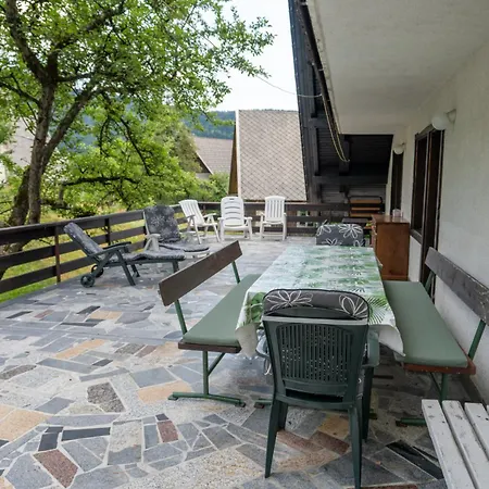 Apartment Dominika Stros *