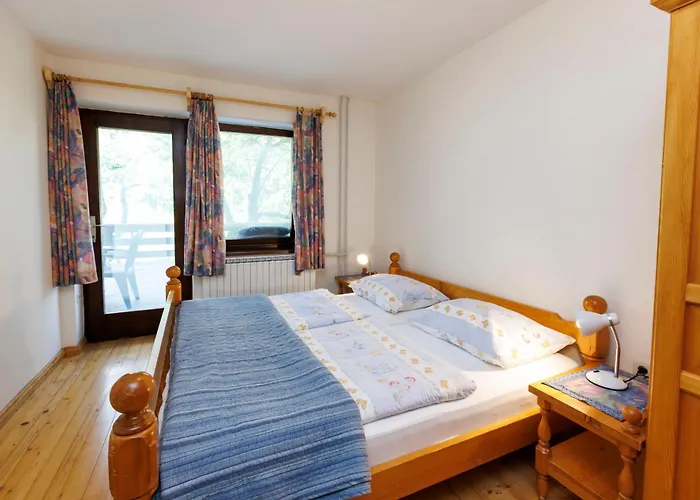 Dominika Stros Lejlighed *