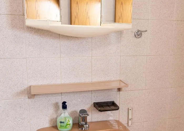 Dominika Stros Lejlighed *